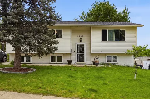 3909 13th Ave SE, Cedar Rapids, IA 52403
