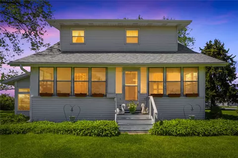 3350 C Ave Ext, Marion, IA 52302