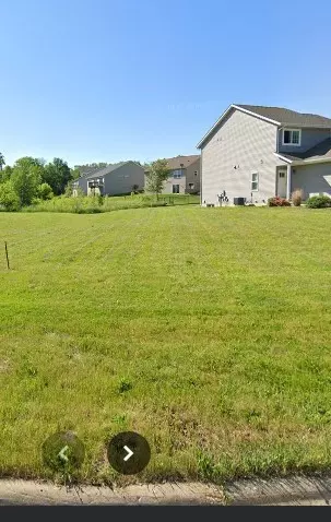 2143 Sugar Creek Dr NW, Cedar Rapids, IA 52405