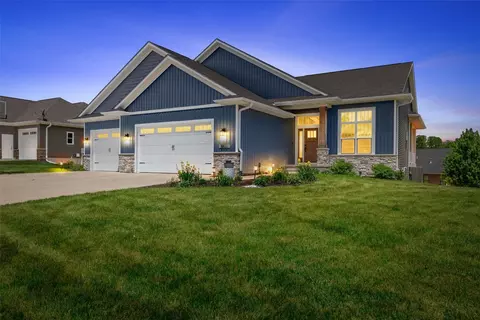 6310 River Pkwy NE, Cedar Rapids, IA 52411