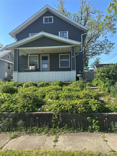 1507 Hinkley Ave NW, Cedar Rapids, IA 52405