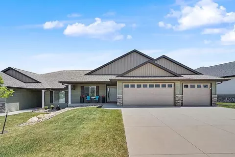 3027 Teton St Sw St SW, Cedar Rapids, IA 52404