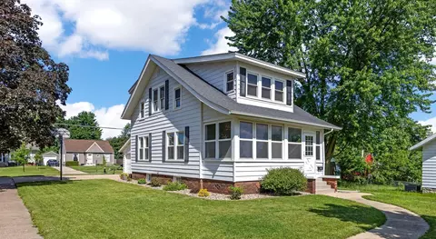 1100 English Blvd, Marion, IA 52302