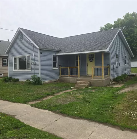 309 Main St, Oxford Junction, IA 52323