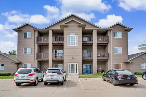 515 Penn Ct #7, North Liberty, IA 52317