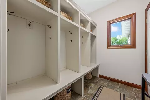 Entry Way - 1630 Mackenzie Dr, Cedar Rapids, IA 52411 photo 3 of 4