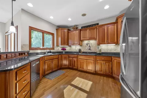 Kitchen - 1630 Mackenzie Dr, Cedar Rapids, IA 52411 photo 1 of 6