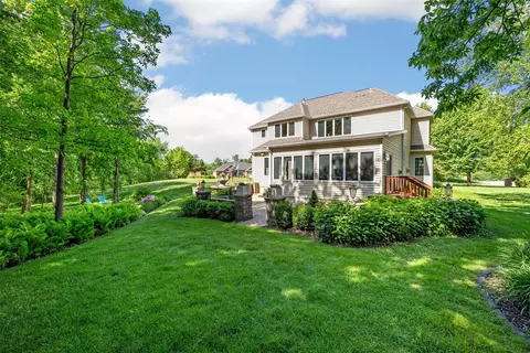 Exterior - 1630 Mackenzie Dr, Cedar Rapids, IA 52411 photo 5 of 5