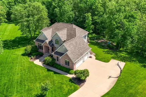 View/Area - 1630 Mackenzie Dr, Cedar Rapids, IA 52411 photo 2 of 4