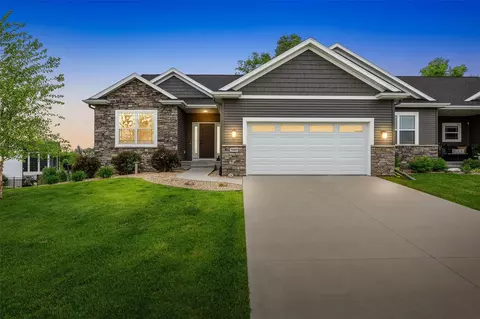 5889 Meadow Grass Cir SE, Cedar Rapids, IA 52403