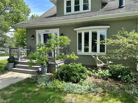 310 Hall, Lowden, IA 52255