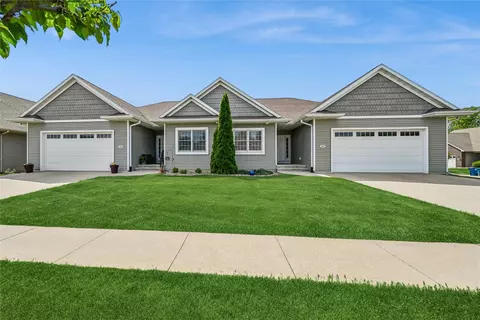 313 13th Ave SW, Mount Vernon, IA 52314