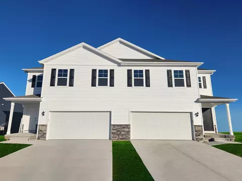 728 Magnolia Way, Tiffin, IA 52340