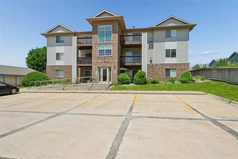 3010 Wilson Ave SW # 2, Cedar Rapids, IA 52404