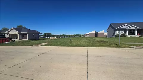 603 Rogers Ln, Center Point, IA 52213