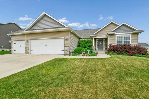 1115 Partridge Ln, Waterloo, IA 50701