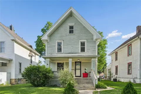 1548 6th Ave, Cedar Rapids, IA 52403