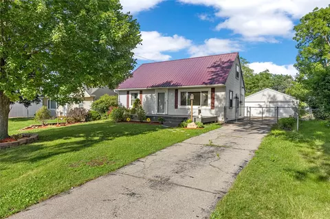 3114 Eastern Ave NE, Cedar Rapids, IA 52402