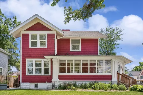 1701 Washington Ave SE, Cedar Rapids, IA 52403