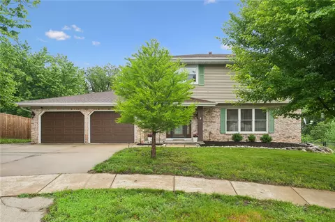 3106 Blue Ridge Ct NE, Cedar Rapids, IA 52402