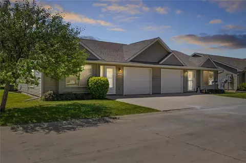 1495 Jaylen Ln, North Liberty, IA 52317