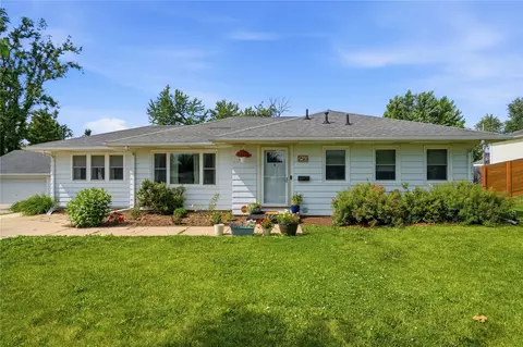 2510 12th Ave, Marion, IA 52302