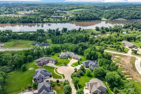 View/Area - 3003 Cedar River Ct NE, Cedar Rapids, IA 52411 photo 2 of 2