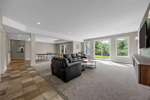 Living - 3003 Cedar River Ct NE, Cedar Rapids, IA 52411 photo 5 of 6