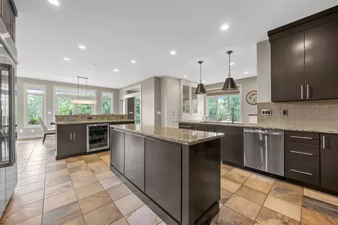 Kitchen - 3003 Cedar River Ct NE, Cedar Rapids, IA 52411 photo 2 of 6