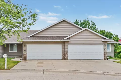 3625 37th Ave SW, Cedar Rapids, IA 52404