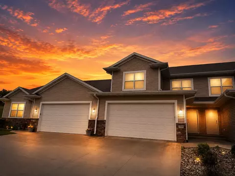 3509 Pioneer Ave SE, Cedar Rapids, IA 52403