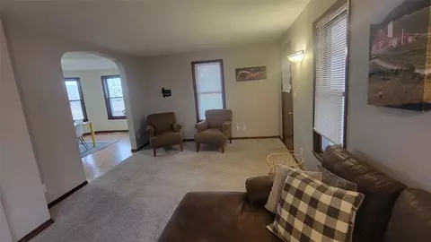 Living - 1930 E Avenue Ave NW, Cedar Rapids, IA 52405 photo 2 of 3