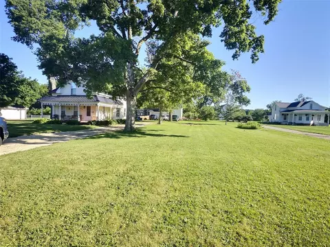 Exterior - 1930 E Avenue Ave NW, Cedar Rapids, IA 52405 photo 1 of 1