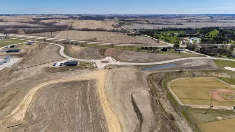 lot8 B Old Dubuque Rd, Anamosa, IA 52205