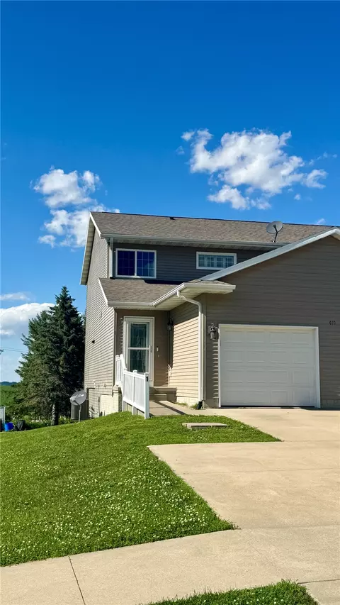410 W Main St #1, Urbana, IA 52345