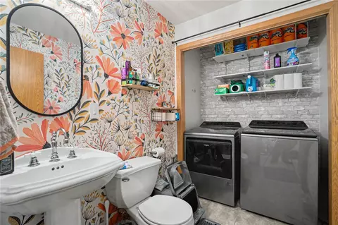 Other - 3840 37th Ave SW #E, Cedar Rapids, IA 52404 photo 1 of 5