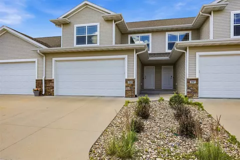 3509 Pioneer Ave SE, Cedar Rapids, IA 52403