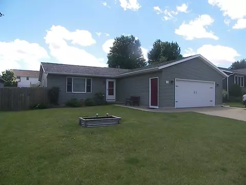 2325 Addalynn Dr, Marion, IA 52302