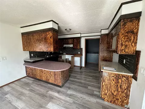 Kitchen - 1122 3rd St E, Vinton, IA 52349 photo 1 of 3