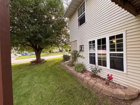 2000 Highland Rd, Ely, IA 52227 photo 4