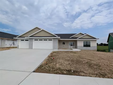 524 Park View Ct, Mount Vernon, IA 52314