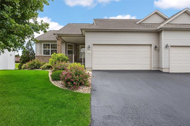 6341 Quail Ridge Dr SW, Cedar Rapids, IA 52404
