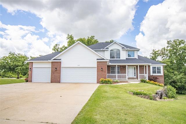 2050 Sky View Dr, Marion, IA 52302
