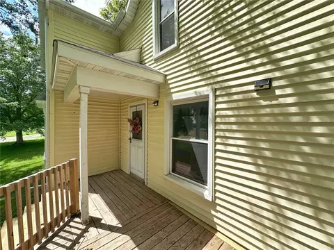 Exterior - 711 Main St, Shellsburg, IA 52332 photo 3 of 3