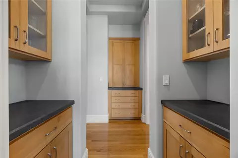 Entry Way - 6706 Cedar View Ct NE, Cedar Rapids, IA 52411 photo 2 of 3