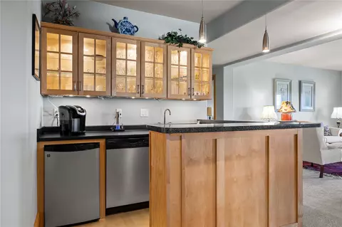 Kitchen - 6706 Cedar View Ct NE, Cedar Rapids, IA 52411 photo 7 of 7