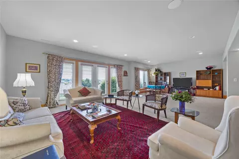 Living - 6706 Cedar View Ct NE, Cedar Rapids, IA 52411 photo 8 of 12