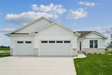 1426 Echo Ridge Ln, Marion, IA 52302
