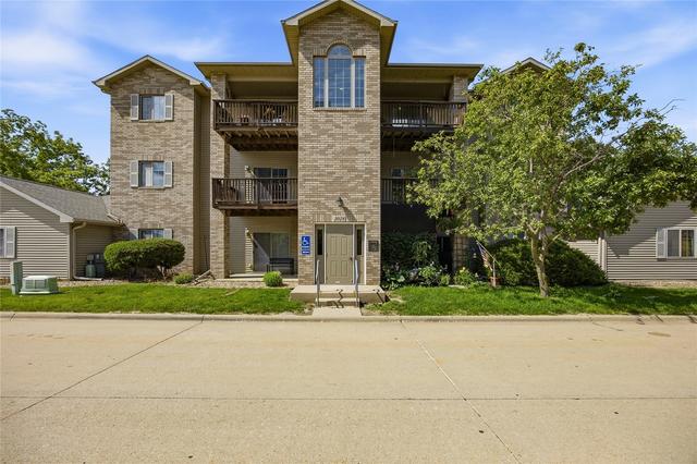 3028 Center Pt NE #204, Cedar Rapids, IA 52402