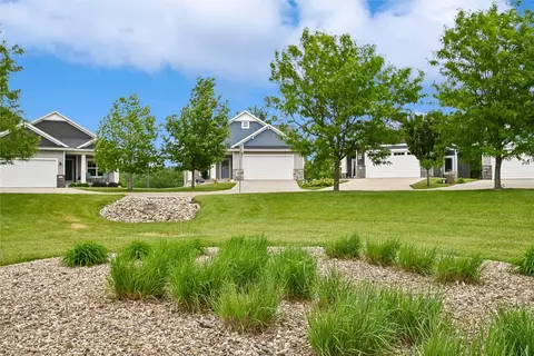 2245 Tranquil Ct NW, Cedar Rapids, IA 52405